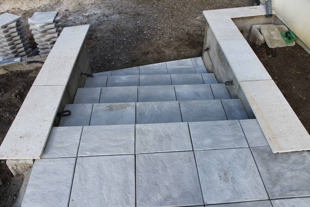Pose de carrelage pour escalier